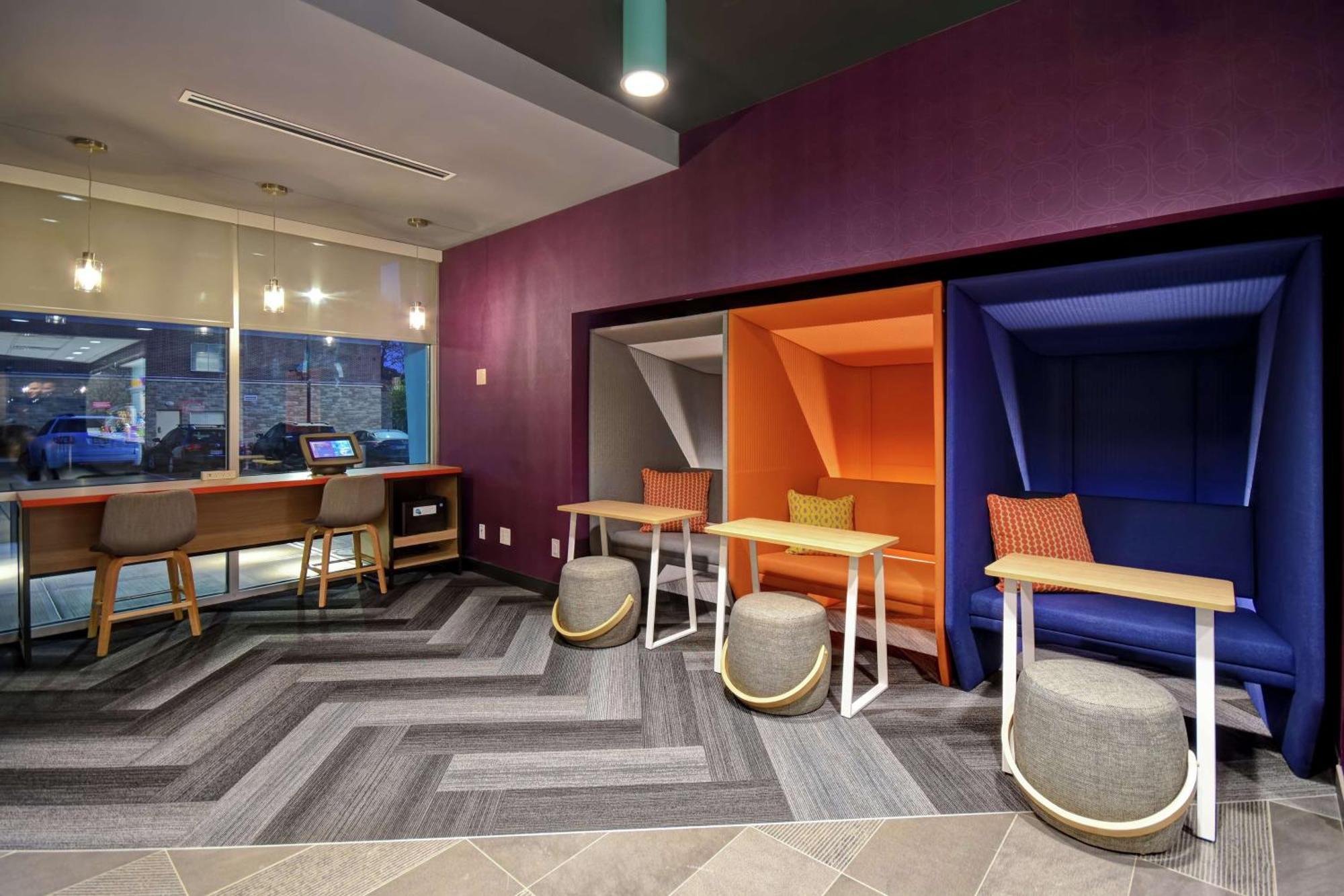 Tru By Hilton Cincinnati Airport South Florence Exterior photo