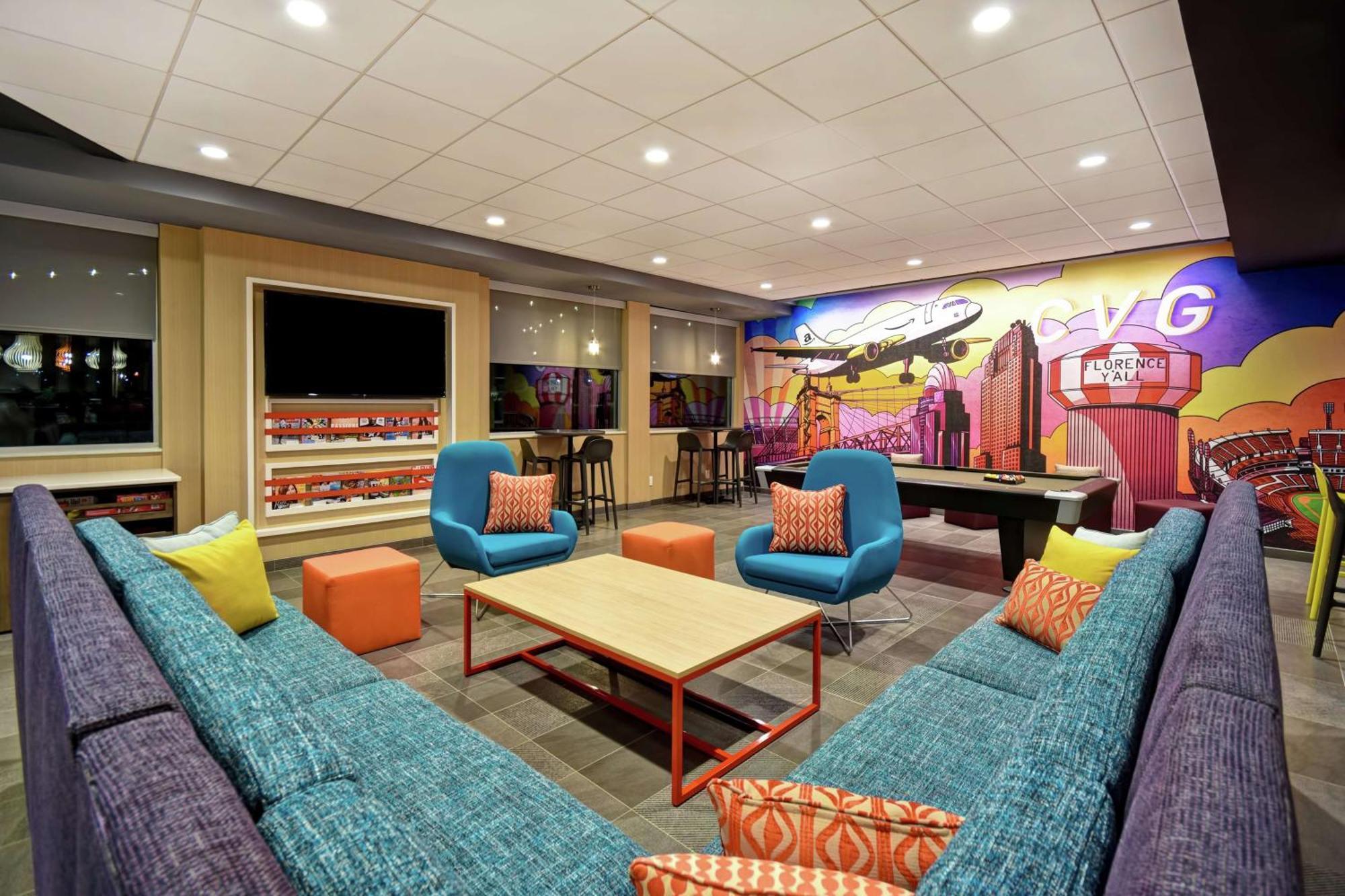 Tru By Hilton Cincinnati Airport South Florence Exterior photo