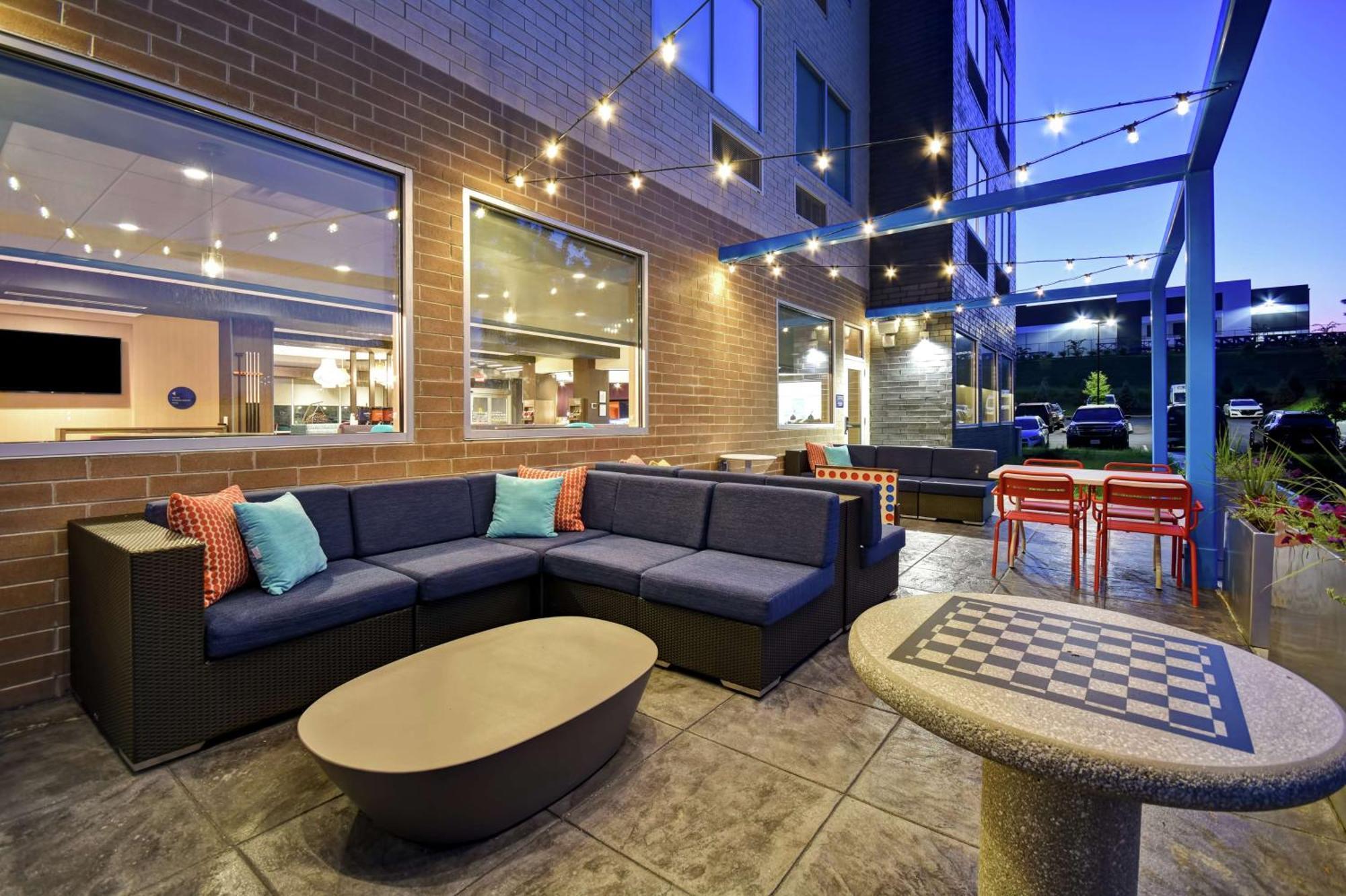 Tru By Hilton Cincinnati Airport South Florence Exterior photo